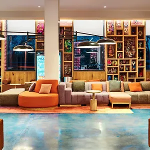 **** Hotel Radio Estados Unidos da América