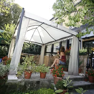 Hotel Adler, Milán