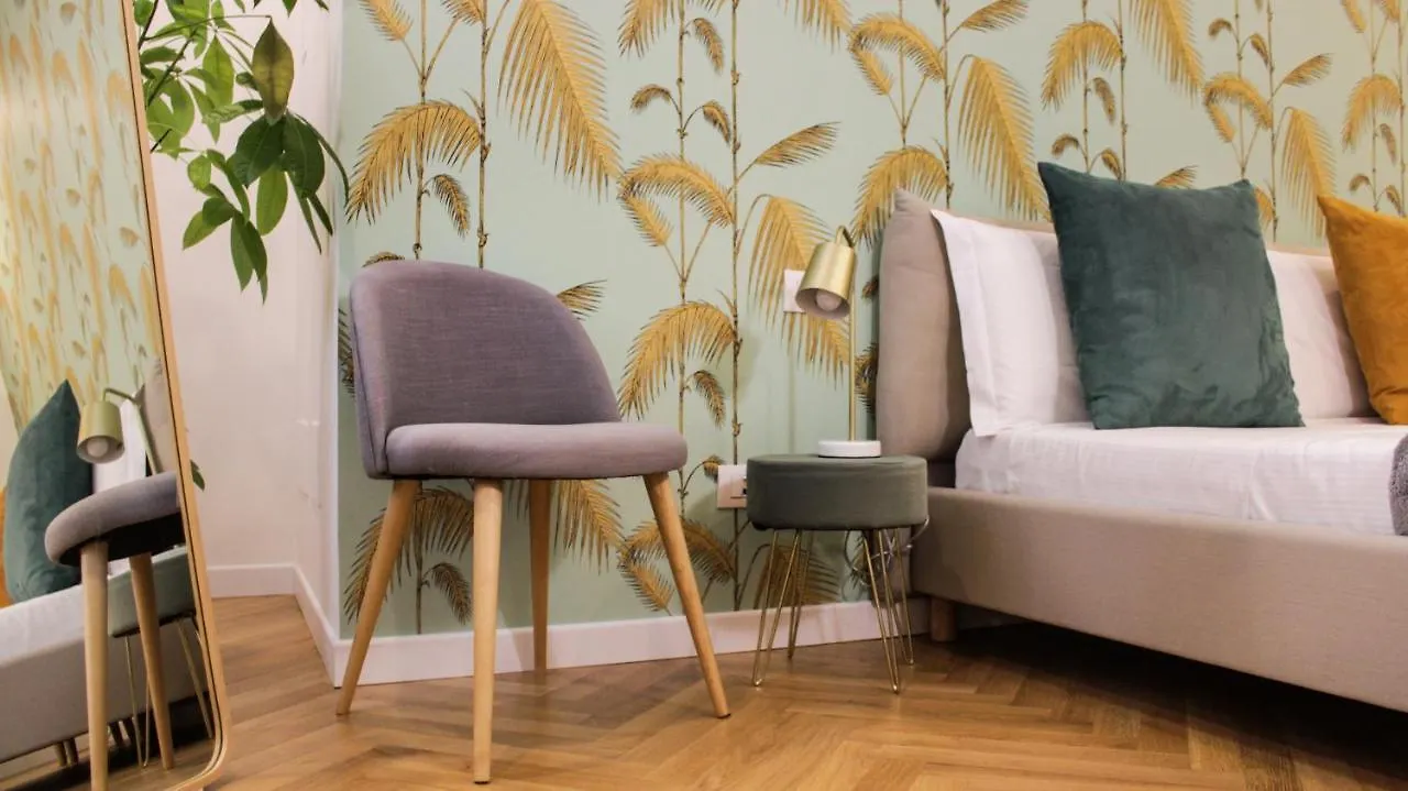 ** Aparthotel Serendipity Apartments - Duomo Milan Italy
