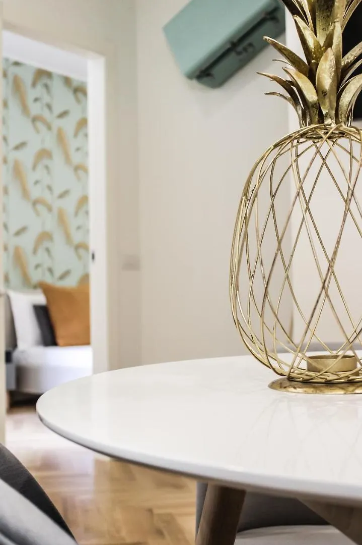 ميلان Serendipity Apartments - Duomo